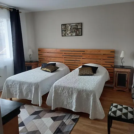 Maison Au Bord De L'eau