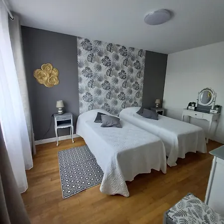 Maison Au Bord De L'eau