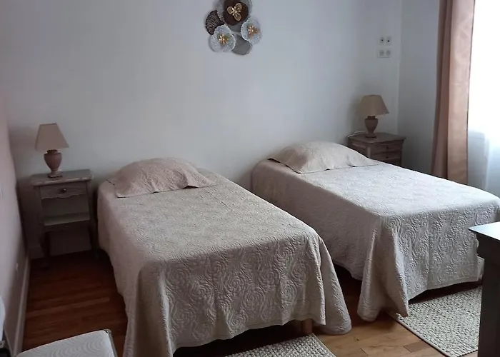 Maison Au Bord De L'eau Le Mans