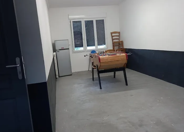 Maison Au Bord De L'eau Le Mans