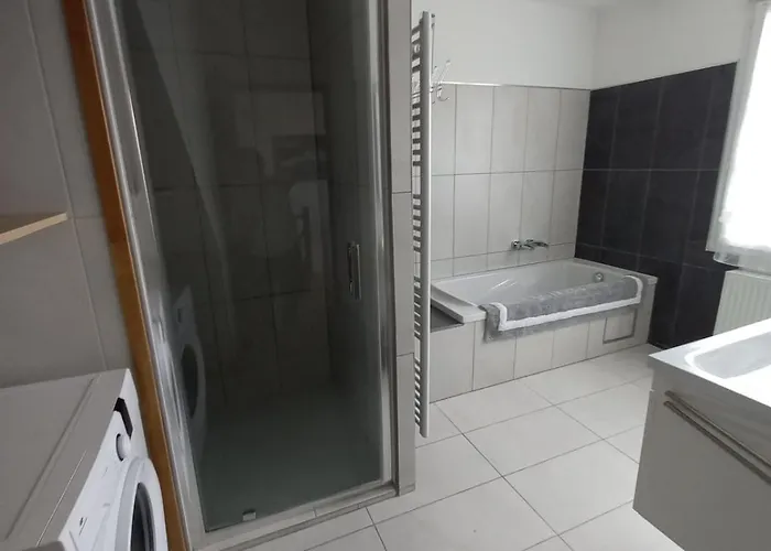 Maison Au Bord De L'eau